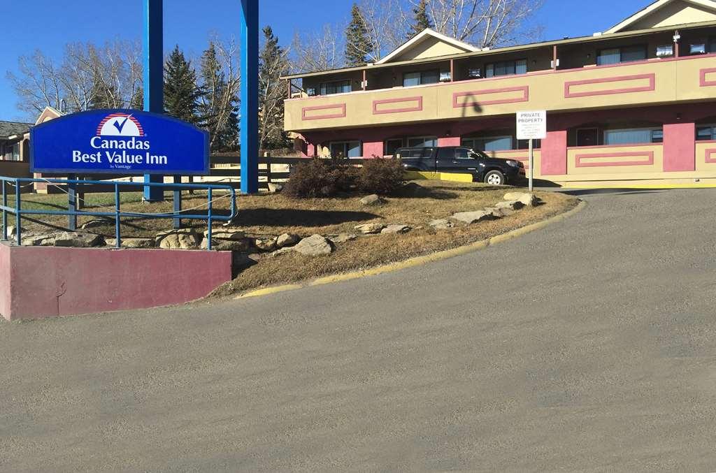 Canadas Best Value Inn Chinook Station Calgary Extérieur photo