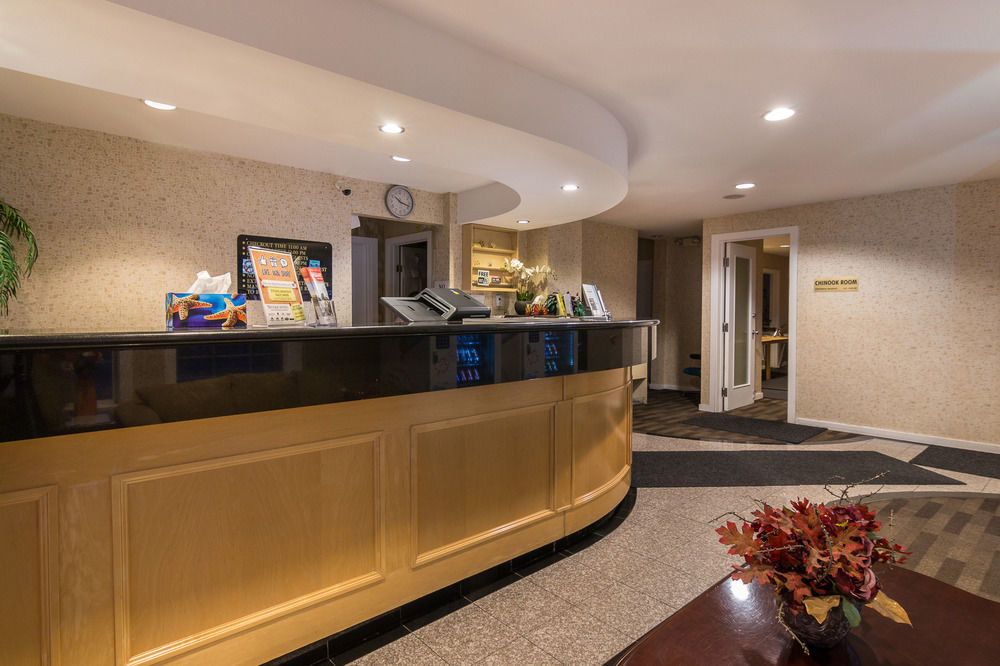 Canadas Best Value Inn Chinook Station Calgary Extérieur photo