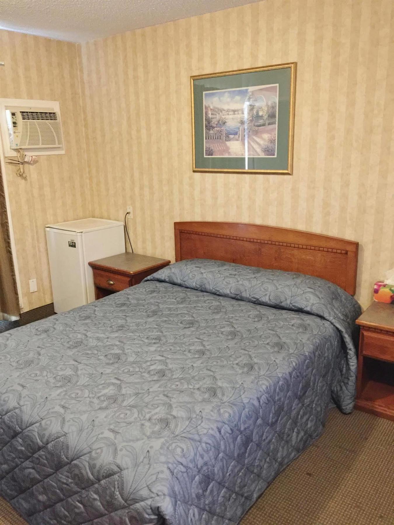 Canadas Best Value Inn Chinook Station Calgary Extérieur photo