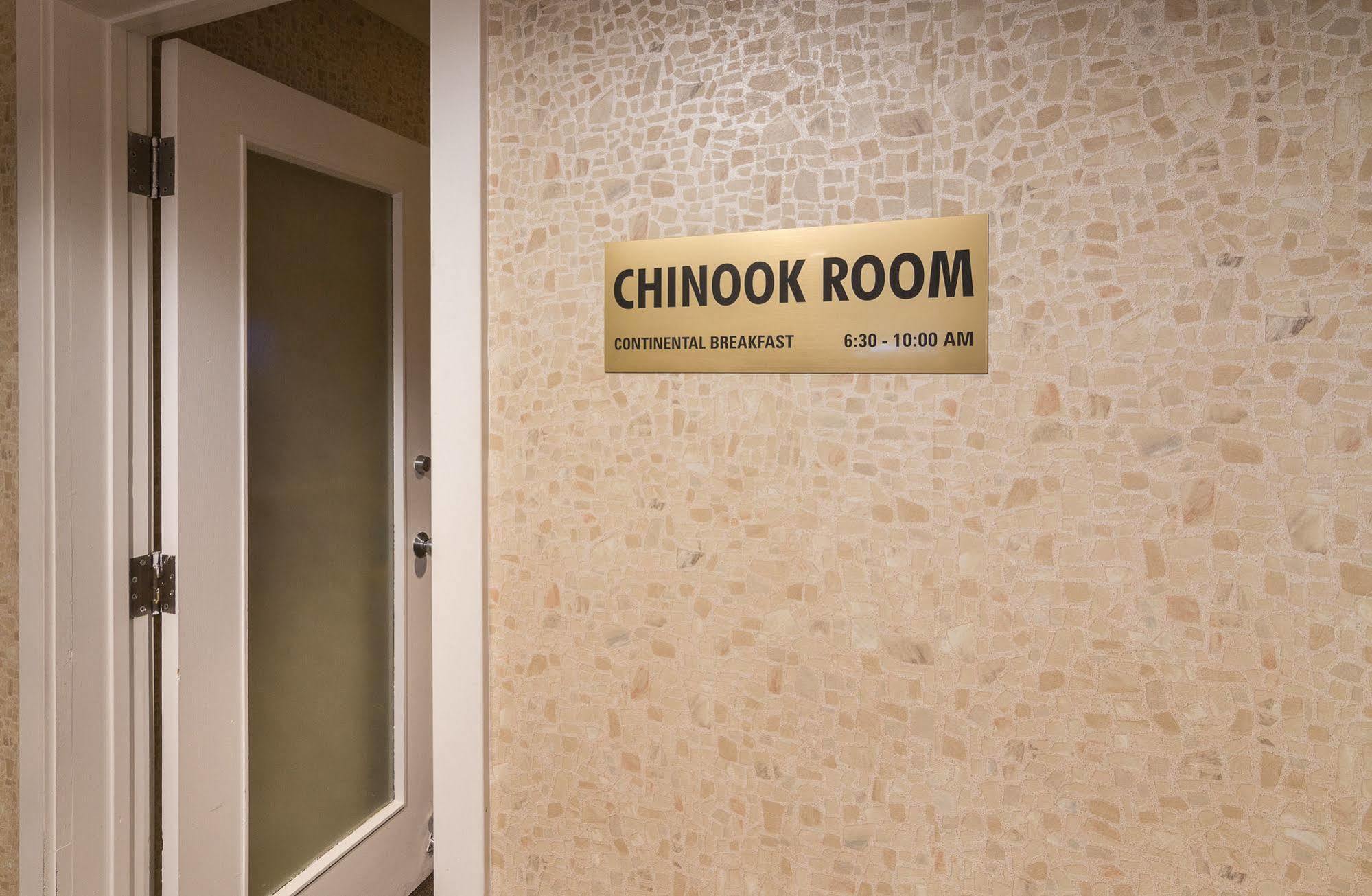 Canadas Best Value Inn Chinook Station Calgary Extérieur photo